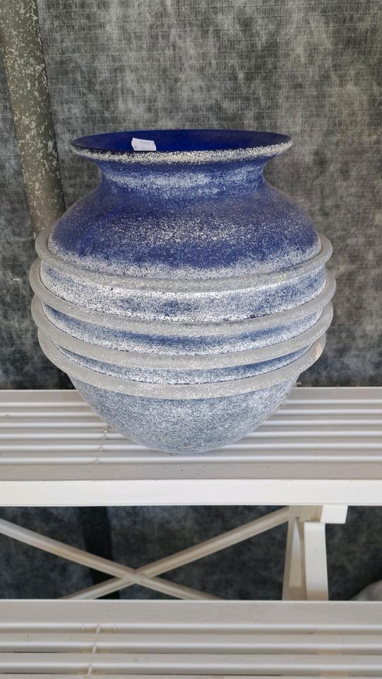Glas Vase Blau