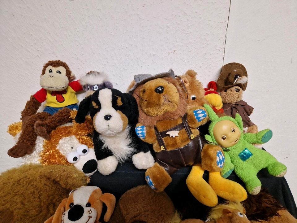 Kuscheltiere, Konvolut Teddy Kamel, Bär Hahn, Affe