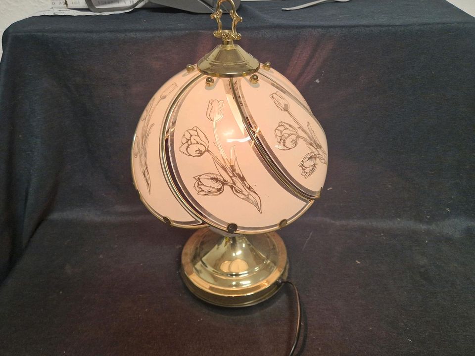 Lampe mit Touch, Glaslampe, Goldfarbend. Messing