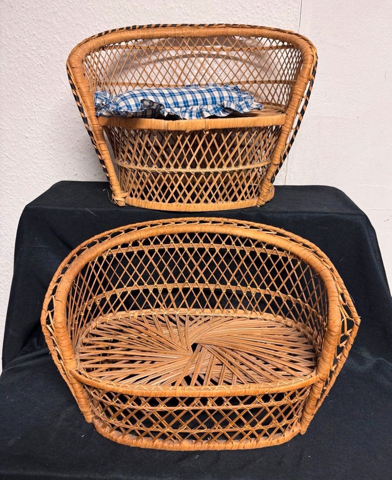 2x Puppenstühle Bank Rattanbank Sammelpuppen Puppen