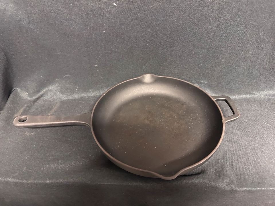 Masterpro Pfanne Gußeisern