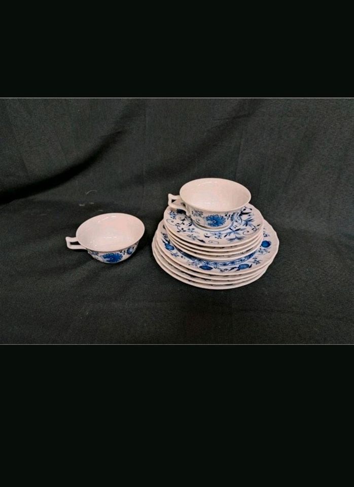 Schirnding, Zwiebelmuster, Teetassen, Kuchenteller 2 Teetassen
