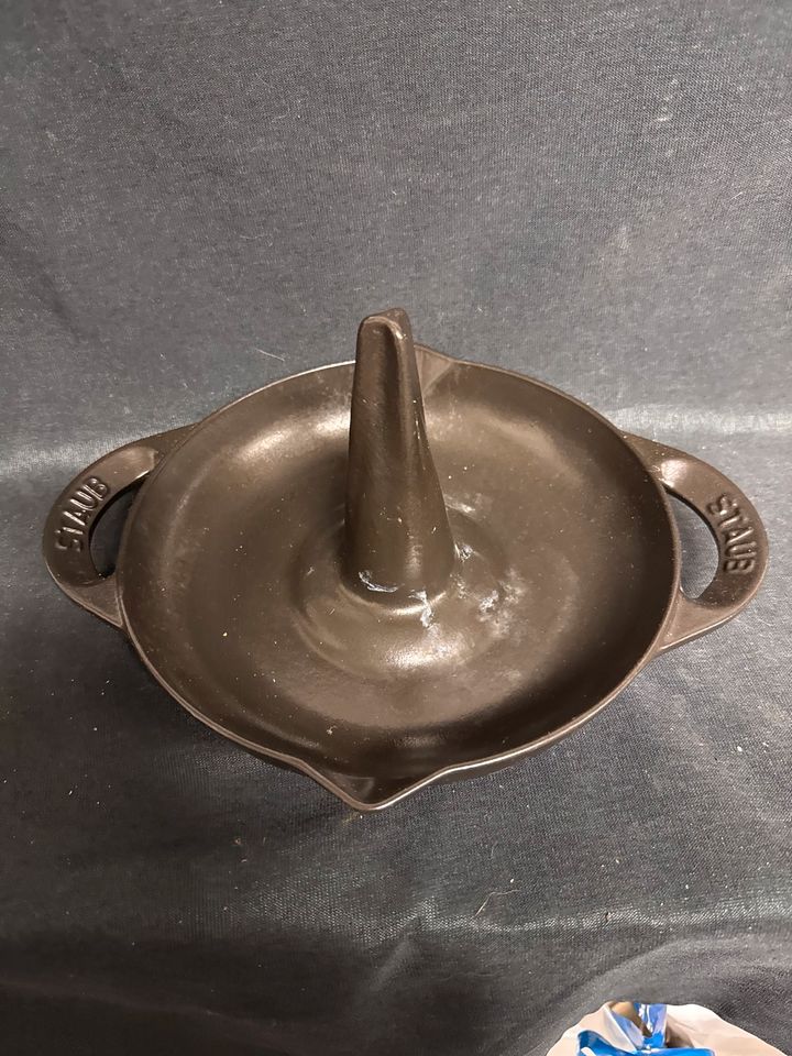 Staub Hähnchenbräter Guseisen