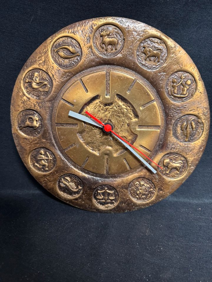 Messinguhr Sternzeichen Uhr