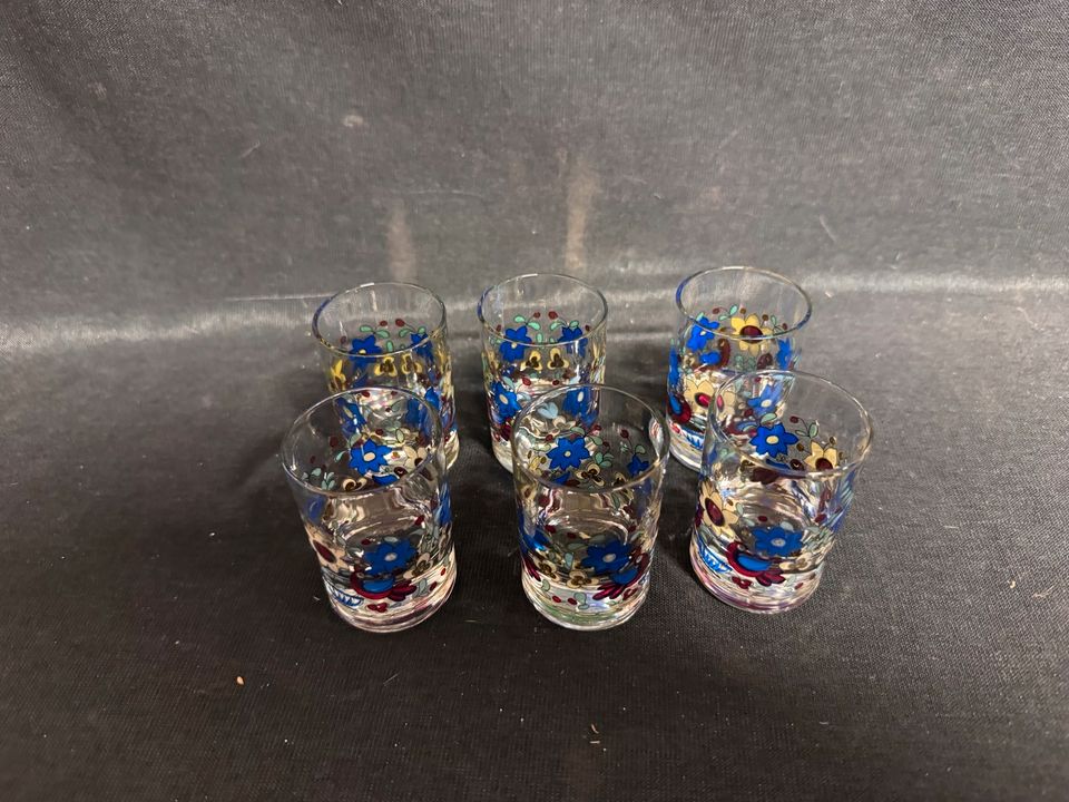 6x Schnapsgläser bemalt mit Blüten