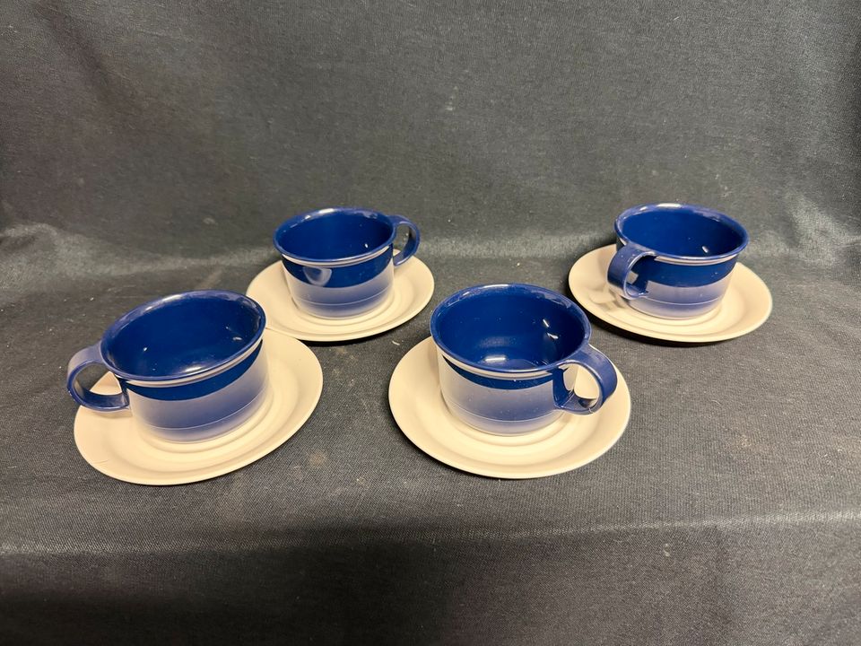4x Tupperware Teetassen mit Unterteller