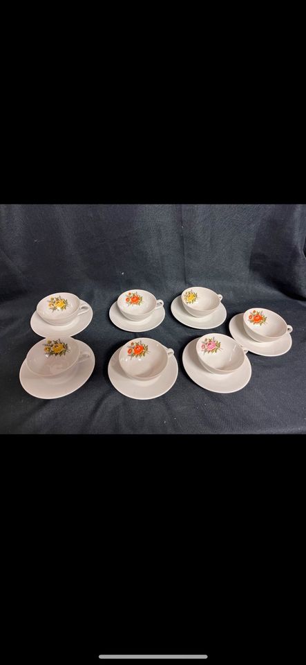 7x Teetassen mit Unterteller creidlitz Retro