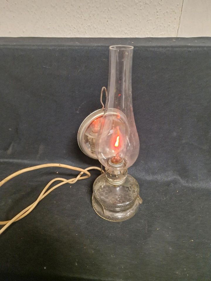 Lampe mit Glas , alte Petroleum Lampe