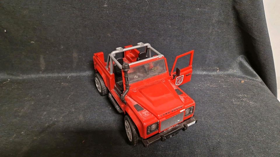Bruder Land Rover Rot