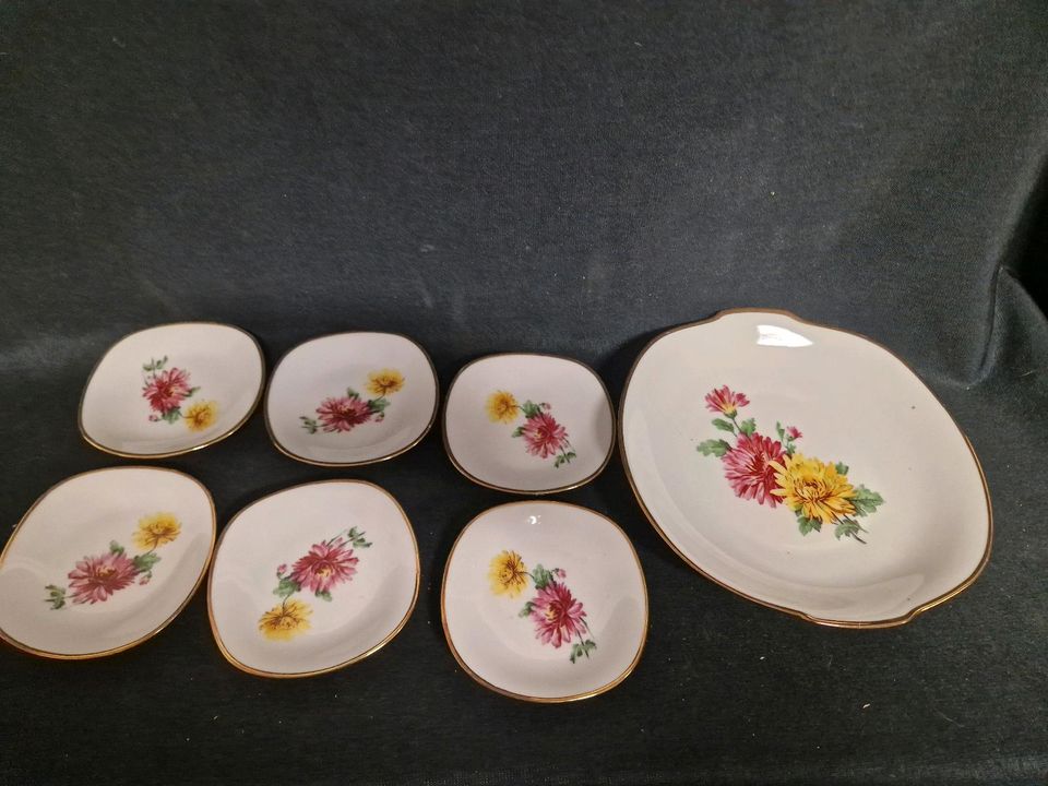 Gebäckschale, Konfektteller Goldrand ,Blume , Retro