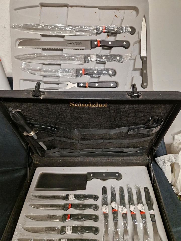 Messerset im Koffer , Schulzhof, Solingen