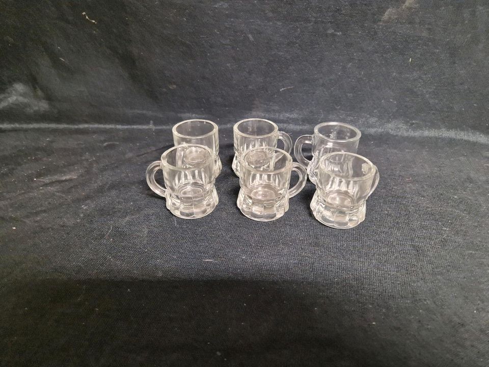 Schnapsgläser mit Henkel