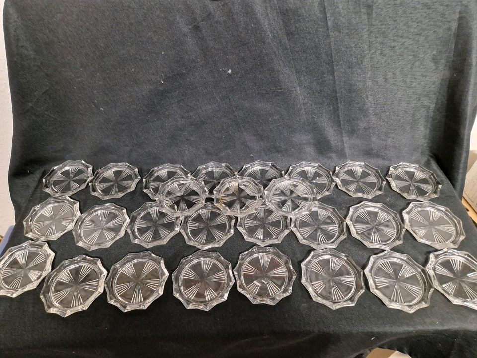 Glasuntersetzer, 27 Stück